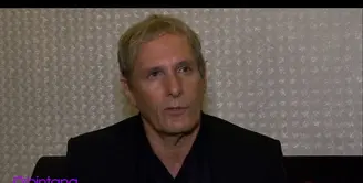 Apa kejutan yang bakal ditampilkan Michael Bolton dalam konsernya nanti malam? Dan apa alasannya mengajak Anggun sebagai bintang tamu? Simak wawancara eksklusif bintang.com dengan Michael Bolton.