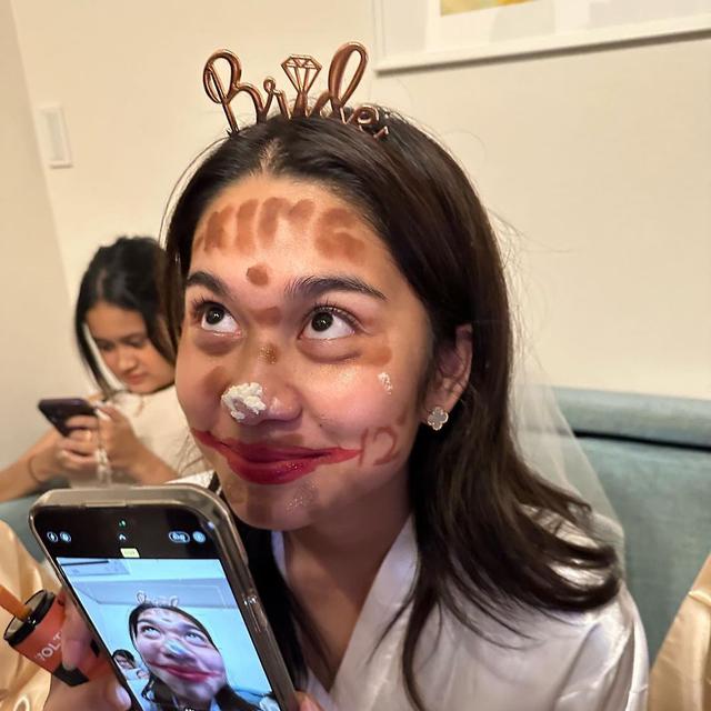 6 Potret Bridal Shower Azizah Salsha, Dikabarkan Menikah dengan Pratama Arhan Hari Ini