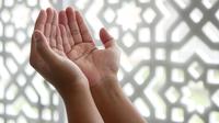 Ucapan selamat puasa Ramadhan, untaian kata doa Bahasa Indonesia, Inggris dan Arab. (Masjid MABA/Unsplash)