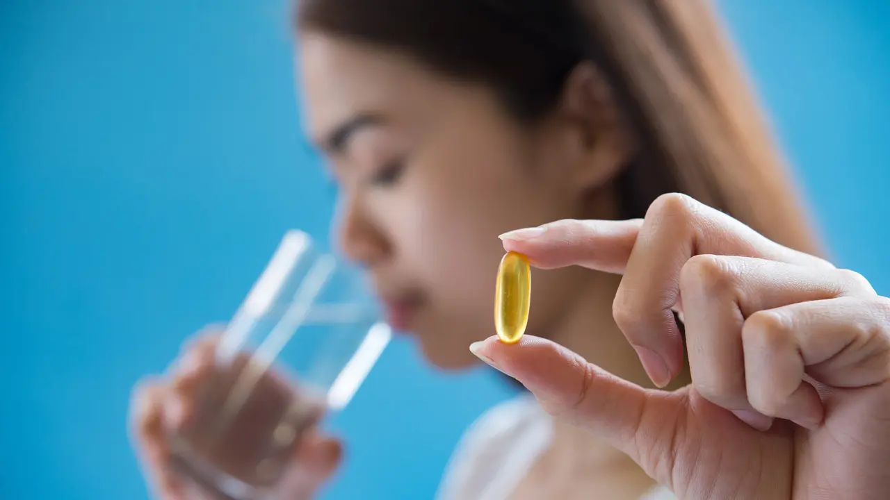 Hati-hati! Ini Jenis Suplemen yang Bisa Bikin Jerawat Tambah Parah! (Foto dok : Freepik/jcomp)