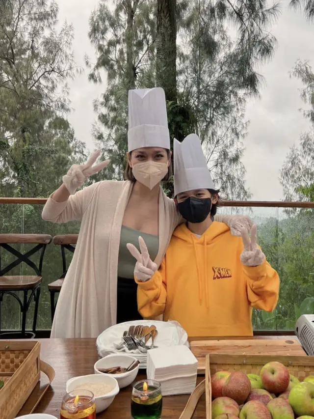 BCL dan Noah liburan akhir tahun, intip outfitnya Dok. bclsinclair