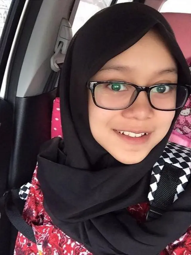 6 Foto Masa Remaja Lesty Kejora saat Pakai Kacamata Ini Bikin Pangling