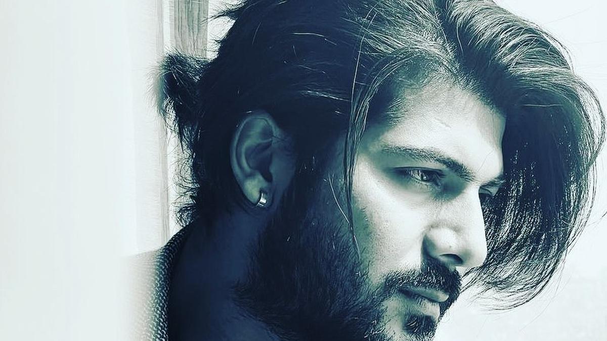 Dua Saudari Sheezan Mohammed Khan Sebut Sang Aktor Dijebak, Tegaskan ...