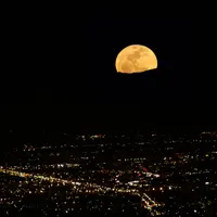 Ternyata di beberapa Negara, ada nama lain untuk Nisfu Sya'ban