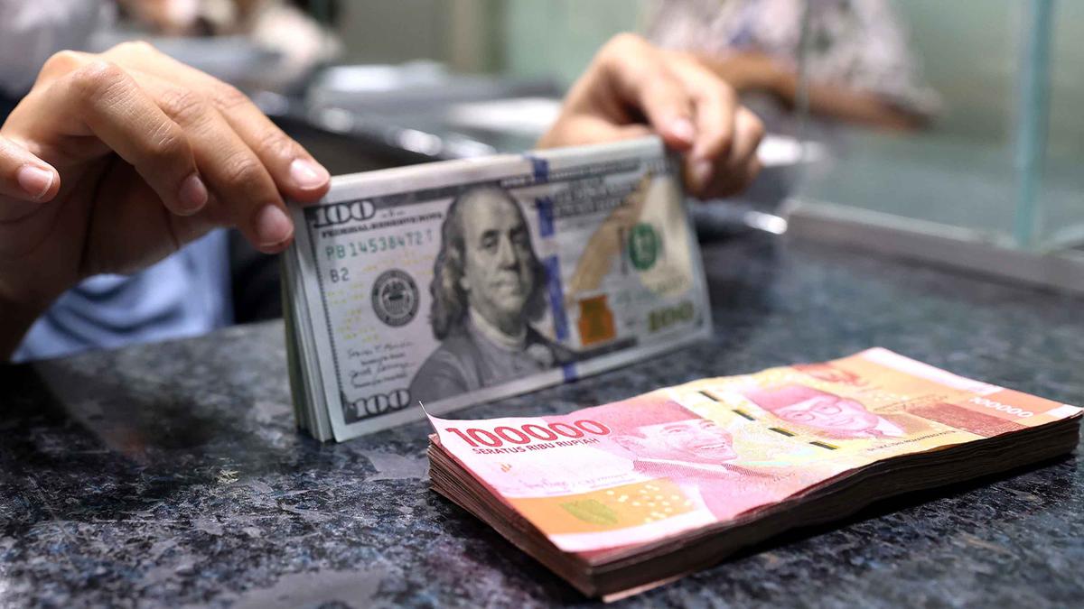 Rupiah Dibuka Melemah terhadap Dolar AS Hari Ini 20 Mei 2026
