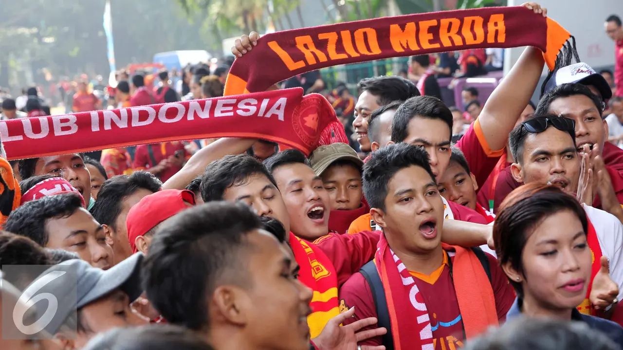 20150725-Suporter-AS-Roma-Jakarta2