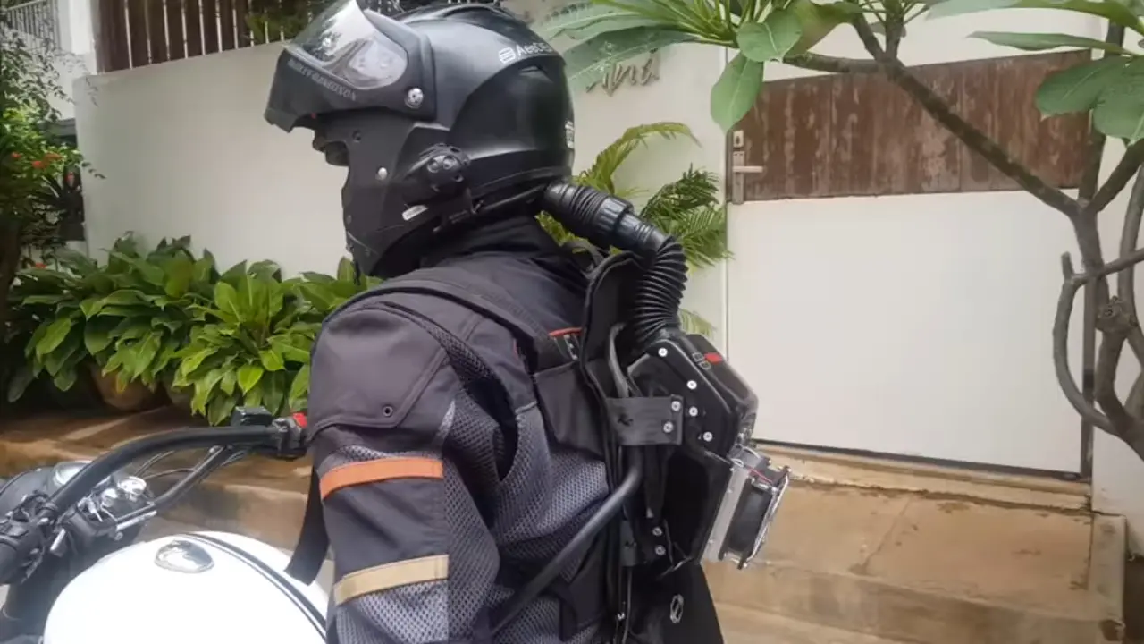 Helm AC Vatanukul