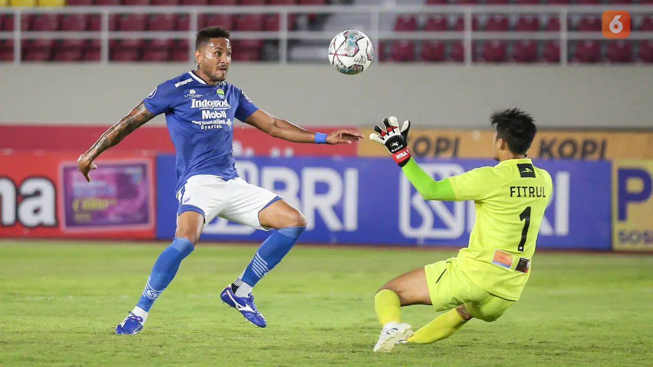 BRI Liga 1 2021: Persib Bandung vs Persipura Jayapura