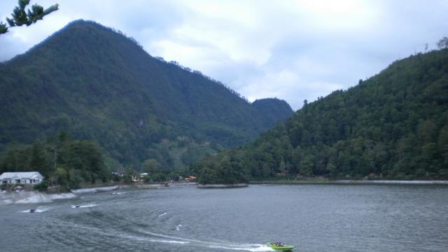 Wisata Telaga Sarangan