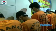 Pores Metro Jakarta Timur amankan salah seorang oknum PNS yang menjadi kurir narkoba. Ironis, barang haram tersebut dikendalikan seorang napi dari Lapas Cipinang.