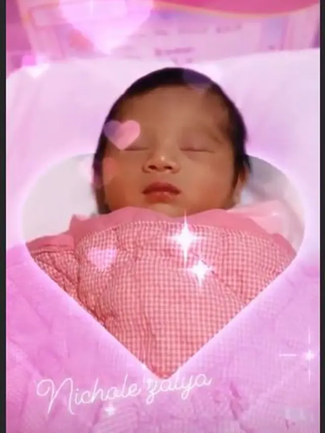 Anak perempuan Eza Gionino (Instagram Stories Eza Gionino)