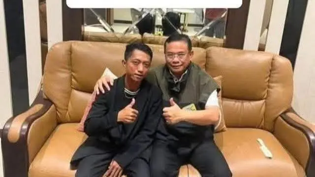 Pentolan demo jilid 2 Pati Ahmad Husain Hafid bersama Bupati Sudewo