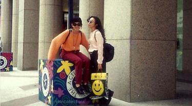 Melly Goeslaw dan Nike Ardilla