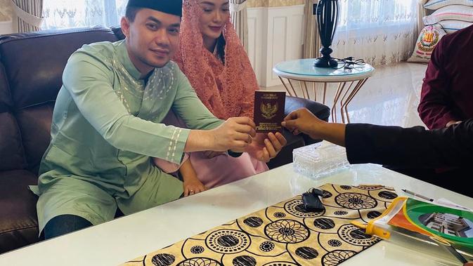 Potret Zaskia Gotik dan Sirajuddin Mahmud resmi menikah. (Sumber: Instagram/zaskia_gotix)