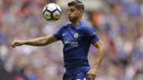 Penyerang Chelsea, Alvaro Morata mejadi salah satu calon top scorer Premier League 2017/2018,  hingga pekan ketiga Morata sudah mencetak dua gol untuk timnya. (AP/Alastair Grant)