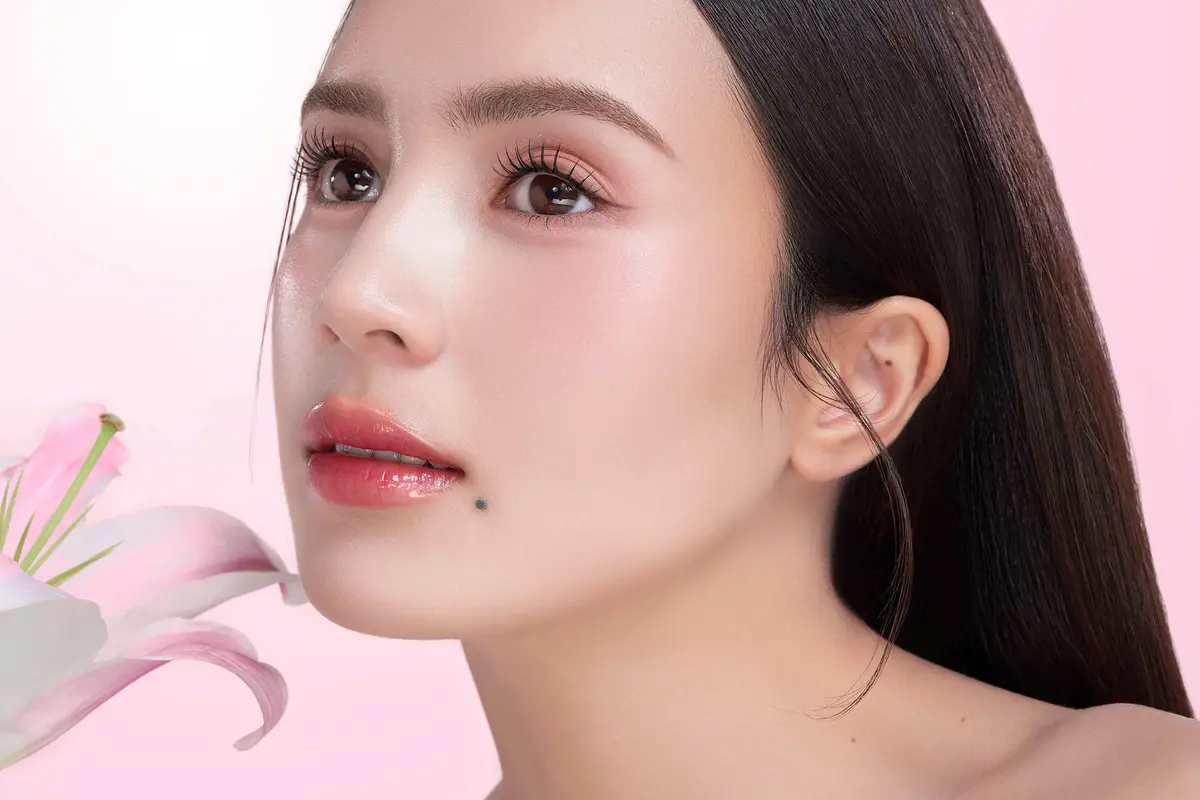 Makeup Korean Look ala Beby Tsabina untuk Valentine yang Lebih Romantis 