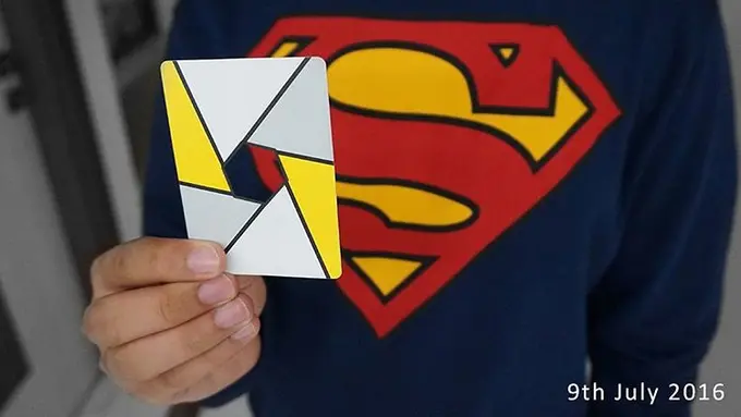 [Bintang] Canggih! Remaja 18 Tahun Ini Bisa Main Sulap Kartu Satu Tangan!