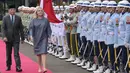Menteri Pertahanan Republik Indonesia, Sjafrie Sjamsoeddin menerima kunjungan kehormatan Menteri Pertahanan Republik Ceko, H.E Jana Cernochov di Kementerian Pertahanan, Jakarta, Selasa 18 Februari 2025. (BAY ISMOYO/AFP)