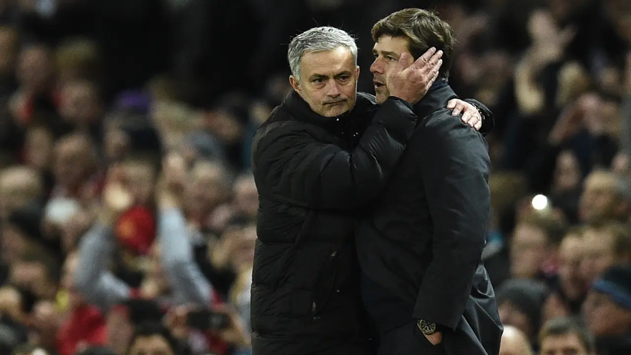 FOTO: Jose Mourinho Resmi Menjadi Manajer Tottenham Hotspur