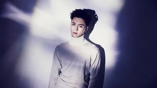 Lay EXO