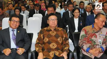 Direktur Jenderal Kependudukan dan Catatan Sipil Kementerian Dalam Negeri (Dirjen Dukcapil Kemendagri) Zudan Arif Fakrulloh tak melarang masyarakat daerah bermigrasi ke Jakarta