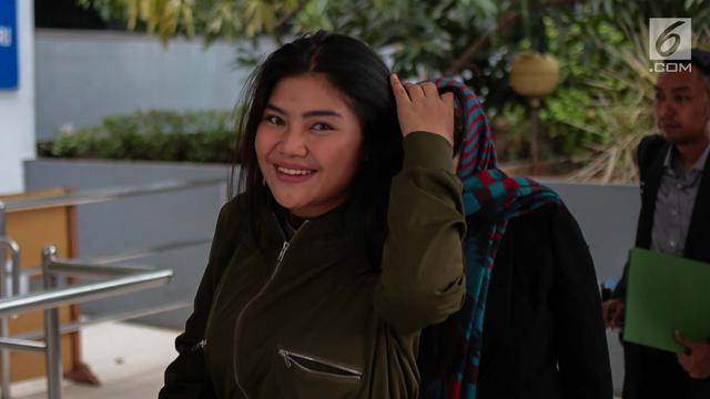 Rosa Meldianti Laporkan Balik Dewi Persik