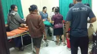 Kondisi ini berawal saat lokasi perkemahan diguyur hujan deras, sehingga banyak tenda yang terendam air. (Dewi Divianta/Liputan6.com)