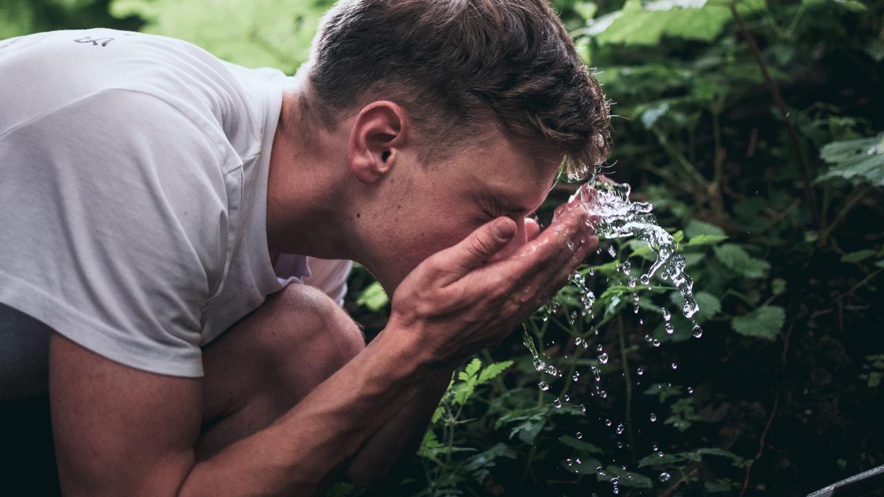 Tips Perawatan Kulit Wajah Pria (Photo by Tadeusz Lakota on Unsplash)