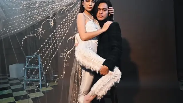 7 Pemotretan Haico Van Der Veken dan Rangga Azof, Bertema Romantik Wedding