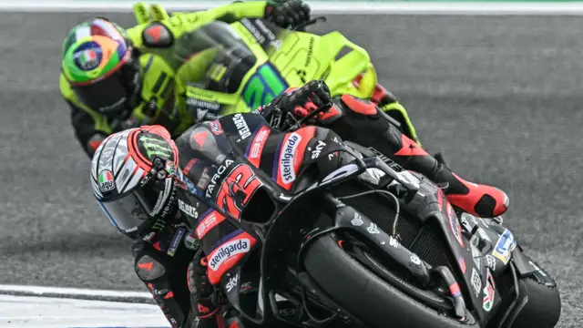 Pembalap Aprilia Marco Bezzecchi