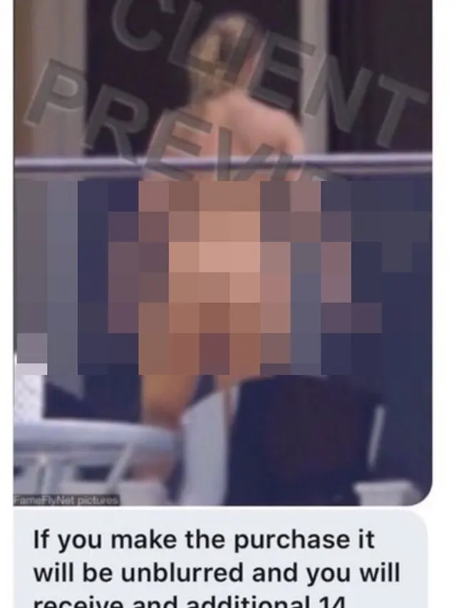 [Bintang] Foto Sia Tanpa Busana