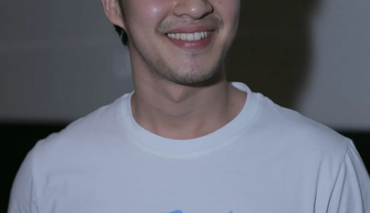 "Nahan nafsu makan kalau di Jepang. Karena semua enak. Onigiri di sini aja enak. Masakan Jepang favorit itu paling sashimi, sushi, dan lainnya. Jadi godaan makanan Jepang tuh luar biasa,"sambungnya. (Andy Masela/Bintang.com)