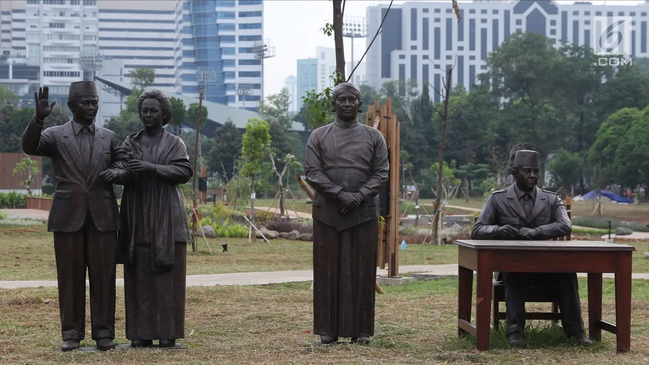 Patung Tujuh Presiden RI Hiasi Hutan Kota GBK