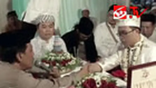 Rasa Haru Warnai Pernikahan Penulis Islam KTP