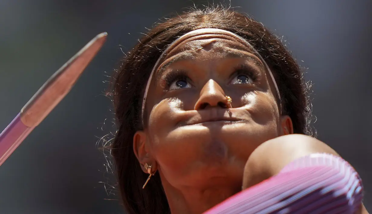 Ekspresi wajah dari Erica Bougard asal Amerika Serikat saat bertanding dalam lempar lembing pada Olimpiade Tokyo 2020, Kamis (5/8/2021). (Foto: AP/Matthias Schrader)