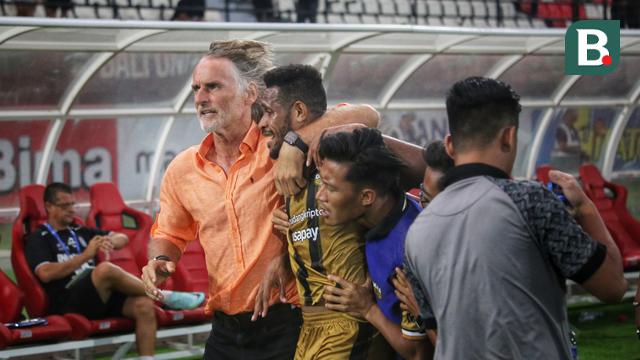 Bali United Vs Dewa United