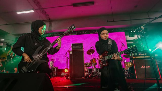 Voice of Baceprot (VoB)