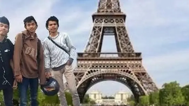 6 Editan Foto Liburan Akhir Tahun di Paris Ini Kocak, Niat Pamer ke Luar Negeri