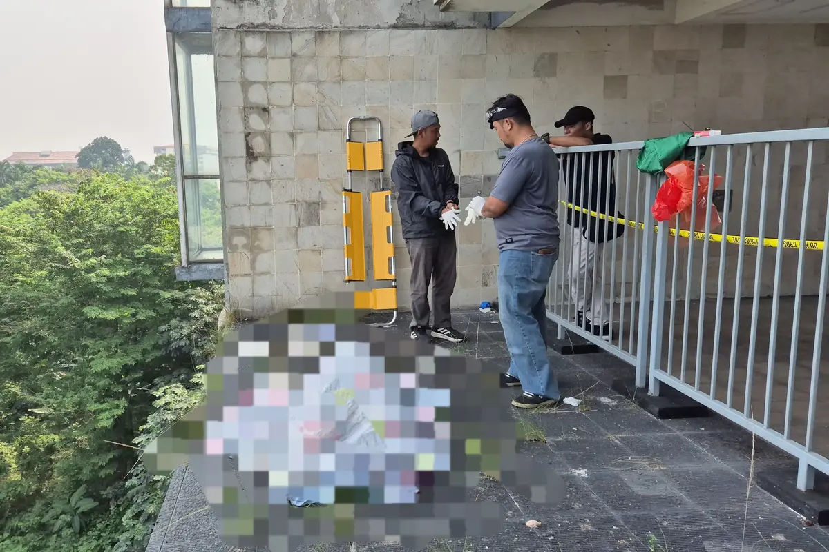 Penemuan mayat di apartemen Saladdin Mansion, Kota Depok. (Liputan6.com/Dicky Agung Prihanto)