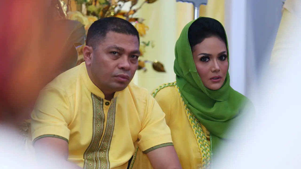 Krisdayanti dan Raul Lemos