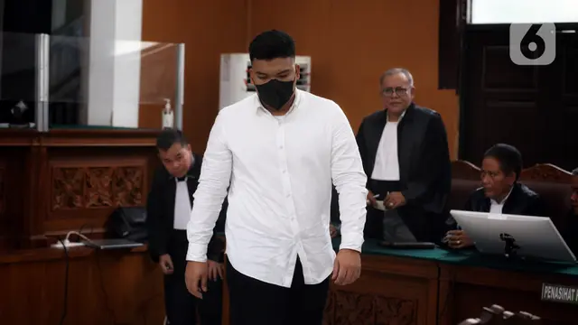 Sidang Vonis Shane Lukas