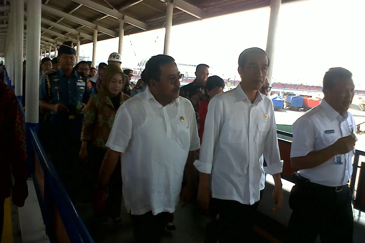 Presiden Joko Widodo atau Jokowi mengantisipasi prediksi lonjakan pemudik Lebaran tahun ini. Menurut data yang diterimanya, terdapat kenaikan angka jumlah pemudik mencapai 45 persen.