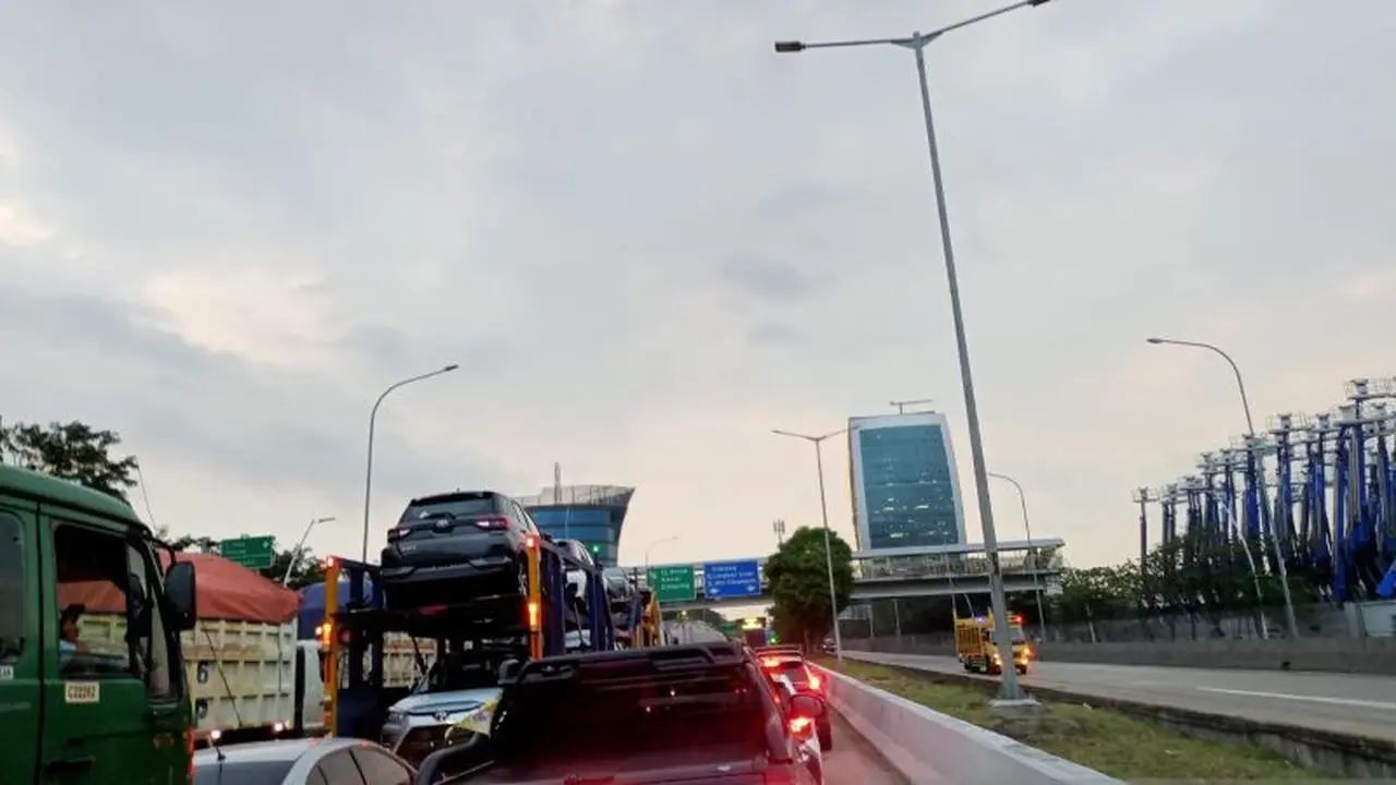 Macet Panjang di Tanjung Priok