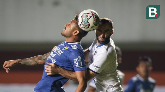 Foto: Deretan 5 Bek Tangguh di BRI Liga 1 2021/2022, Tak Ada Pemain Lokal