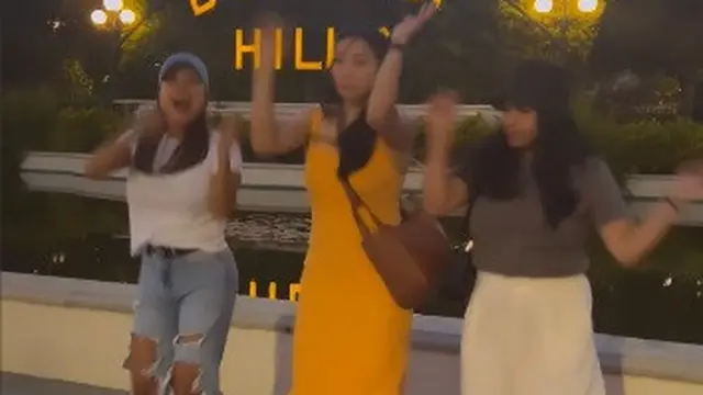 8 Momen Liburan Hesti Purwadinata di Amerika, Lepas Rindu Dengan Enzy