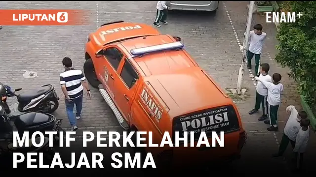 VIDEO: 2 Pelajar SMA di Kawasan Tebet Berkelahi saat Jam Istirahat