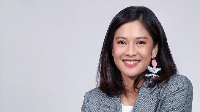 Dian  Sastro  Berbagi Kiat Hemat Belanja Saat Harbolnas 