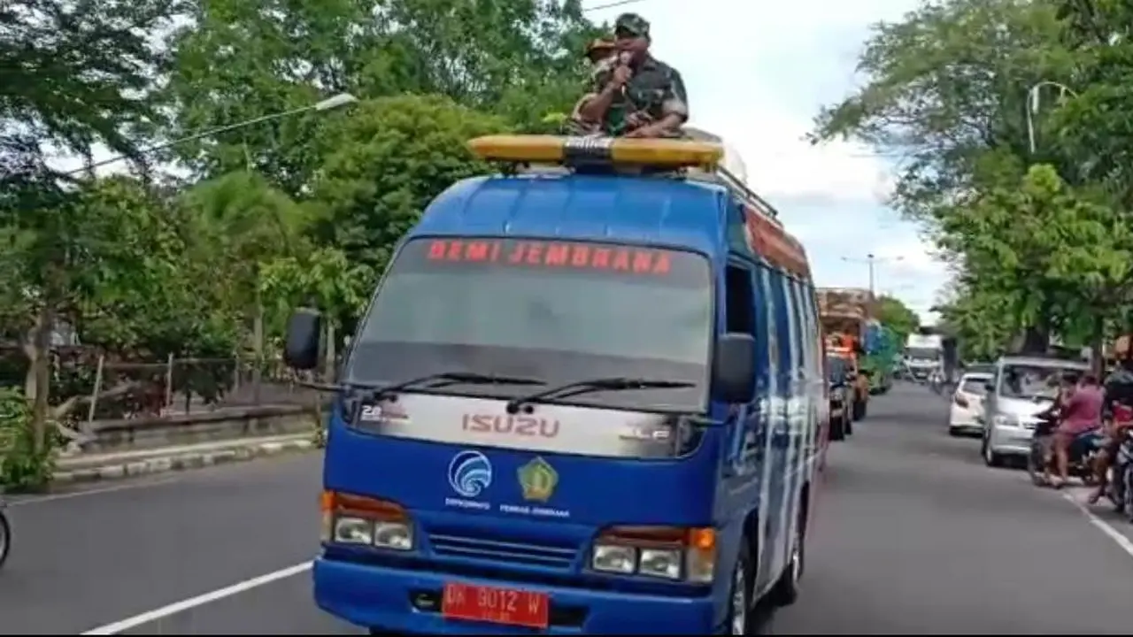 Dandim Jembrana imbau warga tak keluar rumah cegah Covid-19