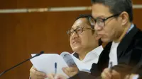 Terdakwa kasus dugaan korupsi Proyek Hambalang Anas Urbaningrum menjalani sidang lanjutan dengan agenda pemeriksaan saksi di Pengadilan Tipikor Jakarta. (ANTARA FOTO/Wahyu Putro A)