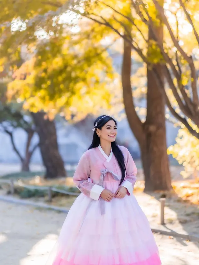 Titi Kamal liburan di Korea Selatan (Instagram/titi_kamall)